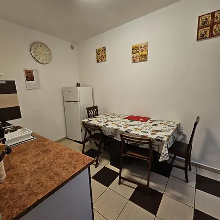 Simon Apartment